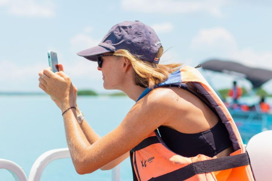 Private Pontoon Tour in the Seven Colors Bacalar Lagoon