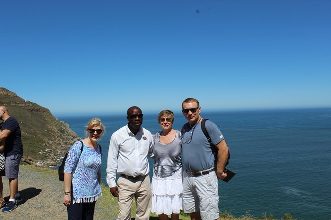 Private Return Transfer Cape Town To Shark Diving Gansbaai Price/Group 12 Pax - Good To Know