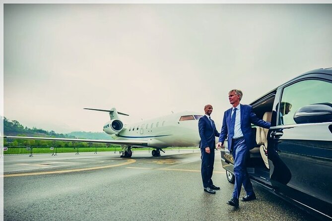 Private Round Trip Transfer From Antigua Airport to St. Jamess Club & Villas