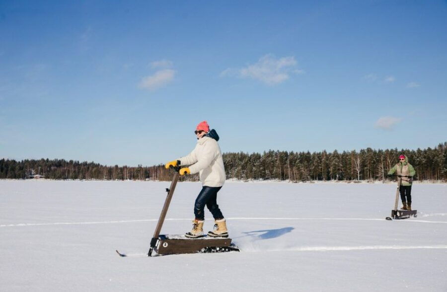 Private Safari by Electric Snow Scooters in Puumala