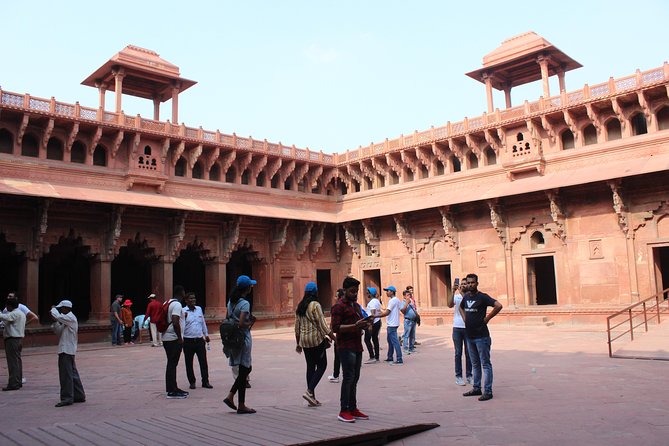 Private: Same Day Taj Mahal Tour By Train & Return By AC Car - Good To Know