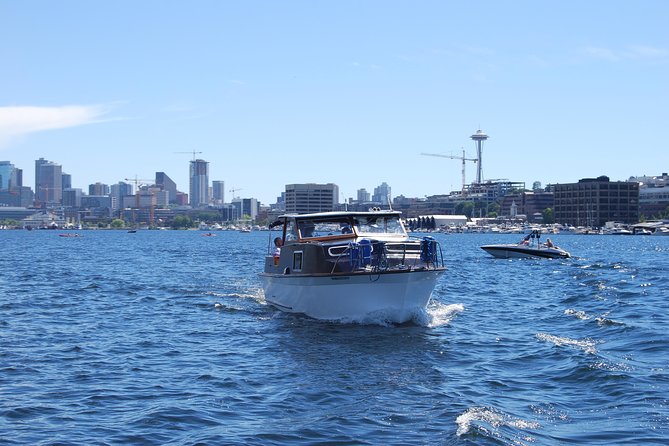 Private Seattle Lakefront Mansion Cruise