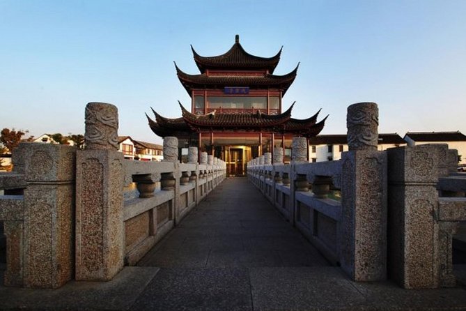 Private Shanghai Layover Tour to Zhaojialou Water Town With Lunch or Dinner - Good To Know