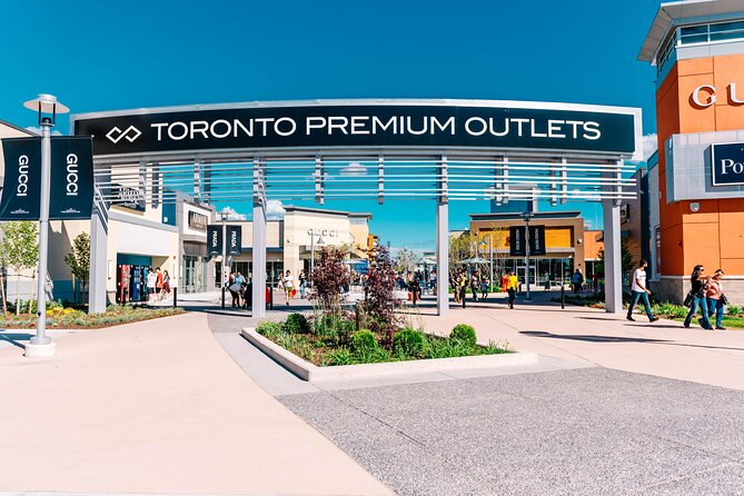 Private Shopping Tour From Toronto to Toronto Premium Outlets