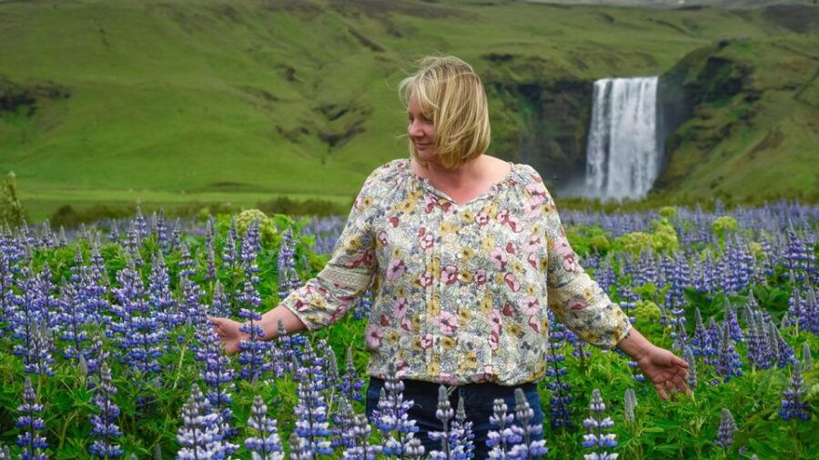 Private South: Glacier Lagoon, Diamond Beach & Waterfalls - Activity Details