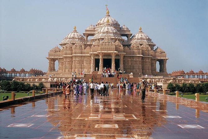 Private Spiritual Tour: Akshardham Temple, Lotus Temple & ISKCON in South Delhi - Good To Know