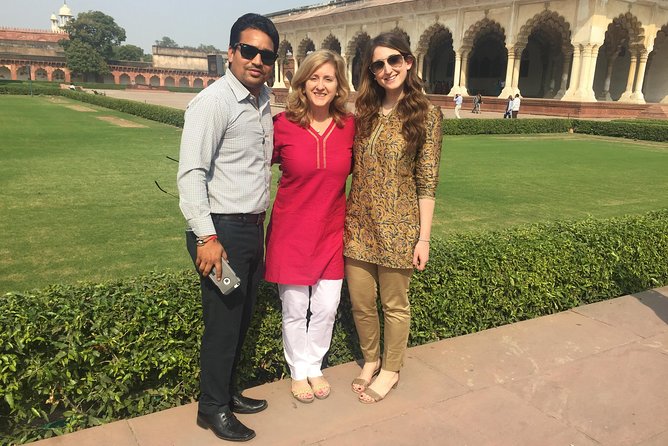 Private Taj Mahal Day Trip by Express Train With Lunch - Good To Know