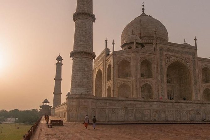 Private Taj Mahal Sunrise Day Tour From Delhi by Ac Car - All Inclusive - Good To Know