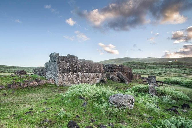Private Tour: 2 Half Days & 1 Full Day Easter Island Essentials - Good To Know
