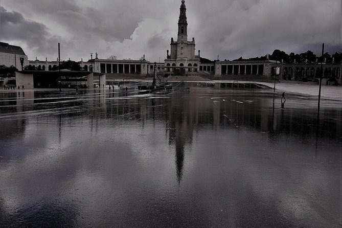 Private Tour 3 Days Fatima-Aveiro-Porto-Guimaraes-Braga-Santiago De Compostela - Good To Know