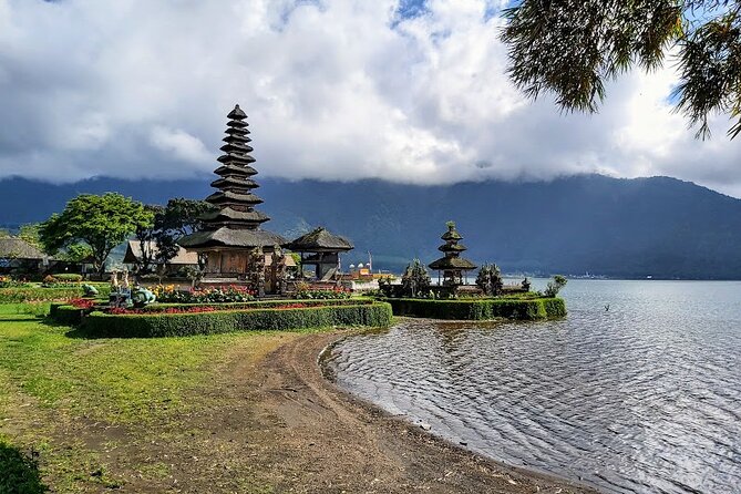 Private Tour Bayumala Waterfall And Rice Terrace UNESCO Site
