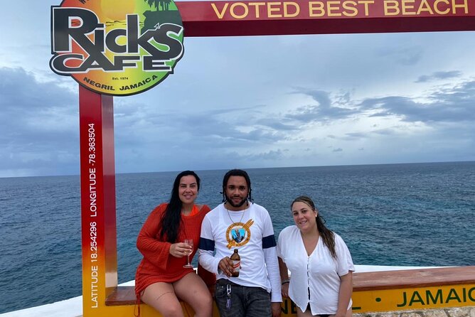 Private Tour From Montego Bay to Negril Beach & Rick'S Cafe - Tour Overview