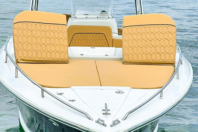 Private Tour in Luxury Boat Lamorronga 41 to the Rosario Islands - Good To Know