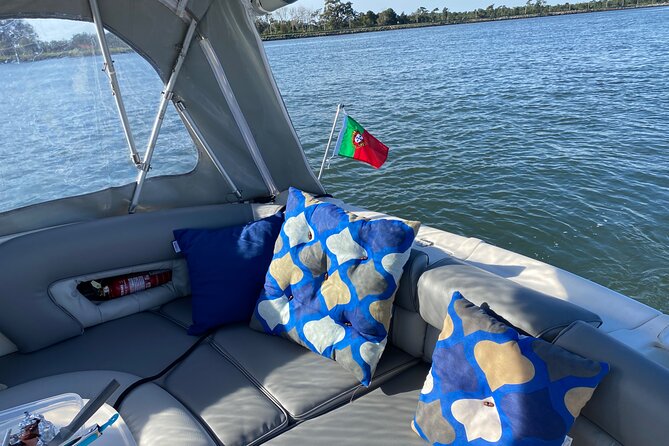 Private Tour in Ria De Aveiro in a 26 Feet Yacht