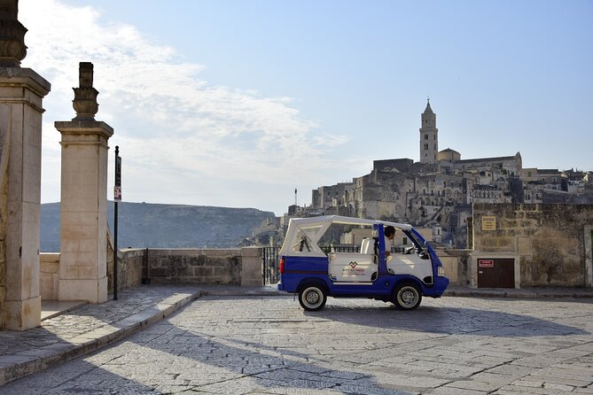 Private Tour in Tuk Tuk Sassi and Parco Della Murgia Lungo