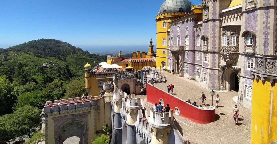 Private Tour of Sintra With a Hike in Nature - Good To Know