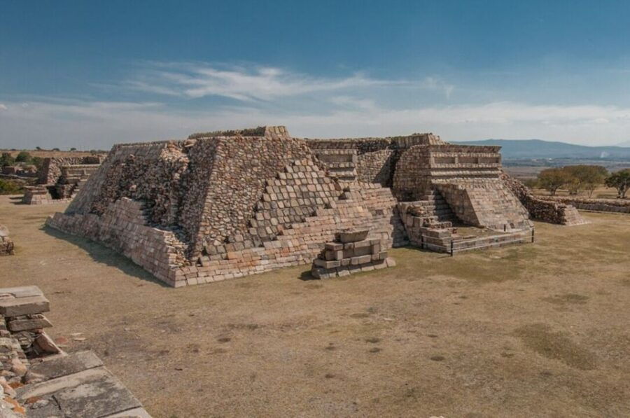 Private Tour to Corralejo and Plazuelas Archaeological Zone