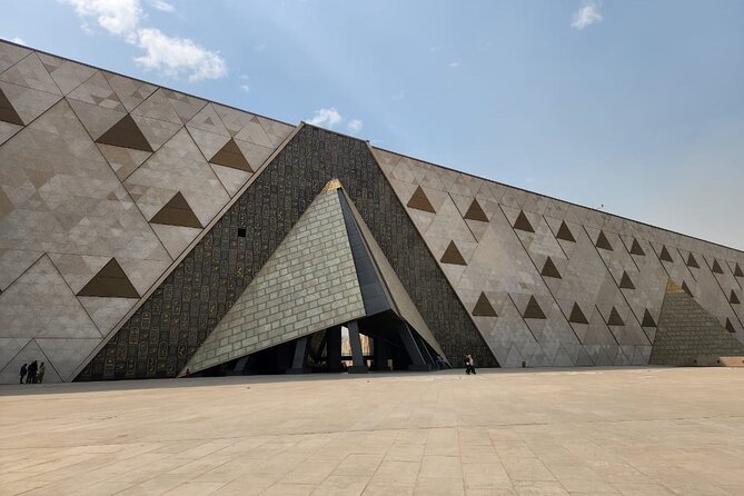 Private Tour to Giza Pyramids Sphinx and Grand Egyptian Museum - Good To Know