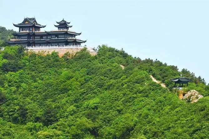 Private Tour to Hike on Qionglong Mountain With Vegetarian Noodles & Tea Tasting