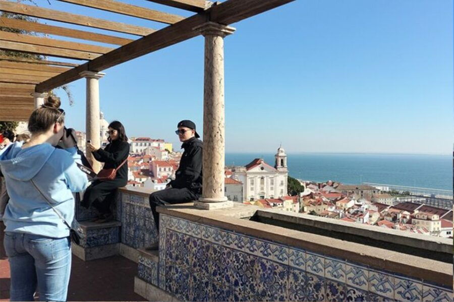 Private Tour Visiting the Old Town of Lisbon in Tuk-Tuk - Good To Know