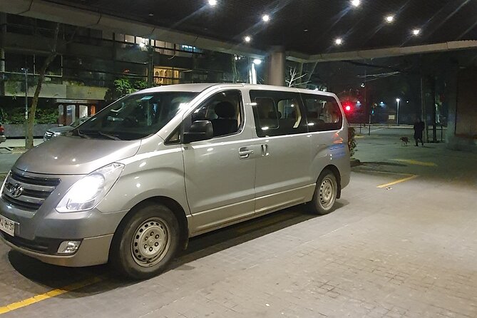 Private Transfer Between Santiago and the Airport