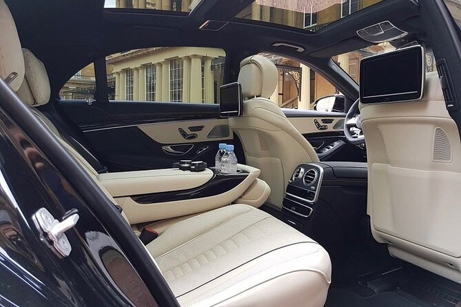 Private Transfer: Brandenburg Airport BER to Berlin in Luxury Car