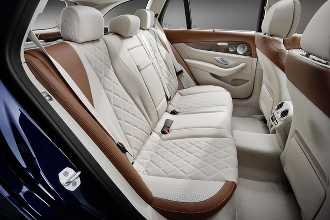 Private Transfer From London City Airport LCY to Central London by Business Car - Good To Know