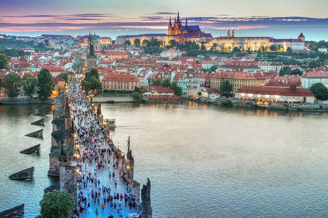 Private Transfer From Mainz to Prague With a 2 Hour Stop