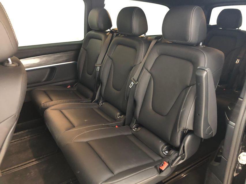 Private Transfer Granada Downtown to Málaga Airport (Agp)