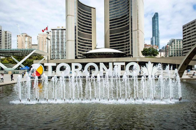Private Transfer: Niagara Falls, ON to Billy Bishop Toronto City Airport (YTZ)