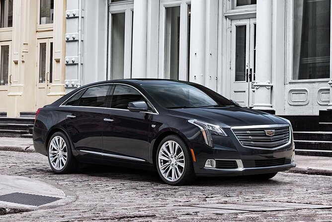 Private Transfer Orlando MCO Airport to Theme Park Hotels by Car