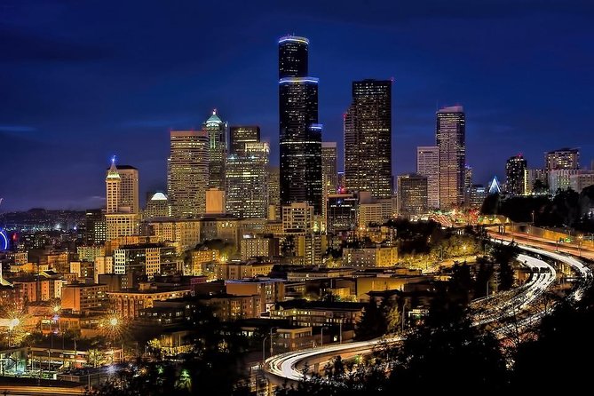 Private Transfer Seattle or Cruise Port to Seattle Airport SEA by Minibus or SUV