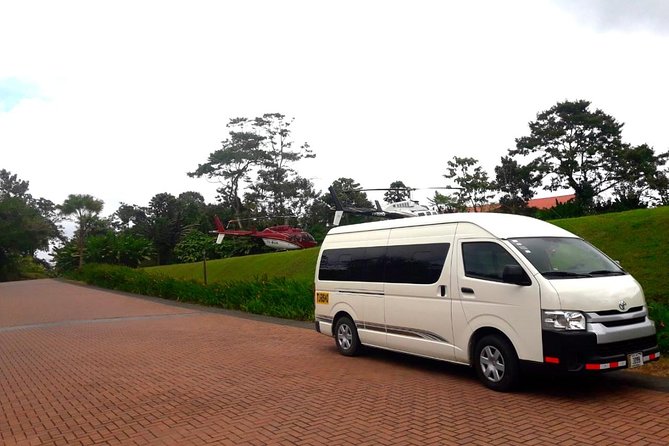 Private Transfer To/From Liberia Airport to La Fortuna Area (Arenal Volcano)