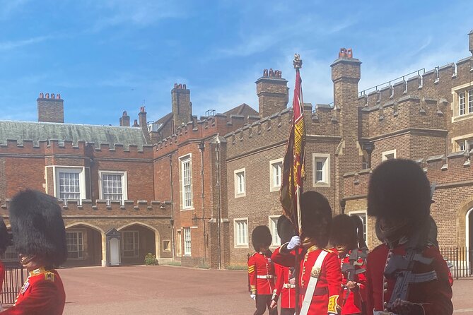 Private Transfer Tour From Heathrow to Central London in a London Black Cab - Good To Know
