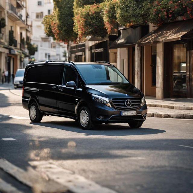 Private Transfer:Athens Center-Piraeus Port With Mini Van