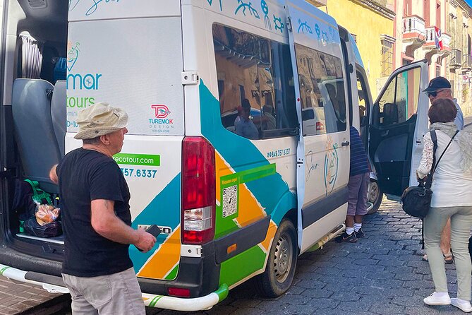 Private Transportation From Barahona to Punta Cana