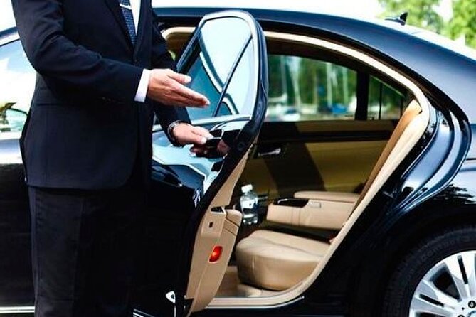 Private Transportation From Porto Airport to the City of Braga