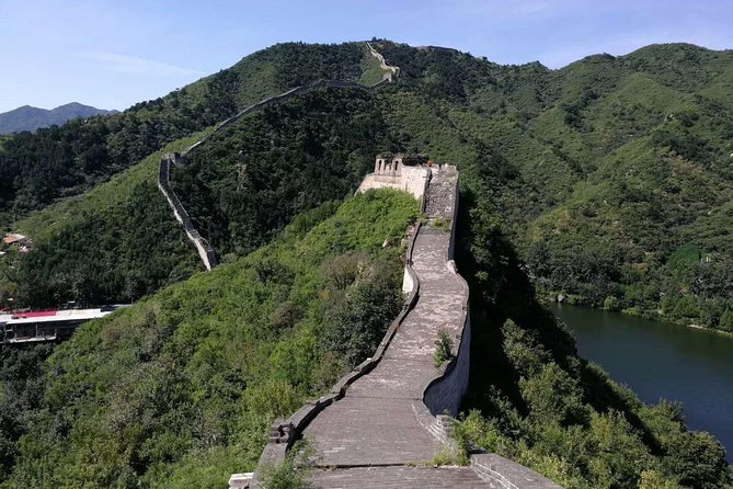 Private Trip to Huanghuacheng Great Wall With English Speaking Driver
