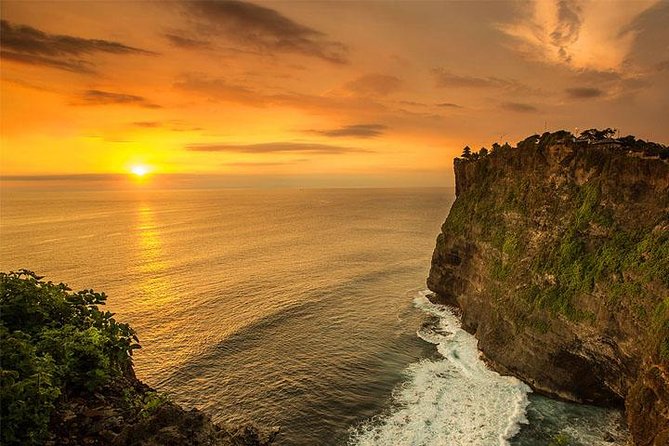 Private Uluwatu Temple Full-day Tour & Visit Padang-Padang Beach and Single Fin - Good To Know