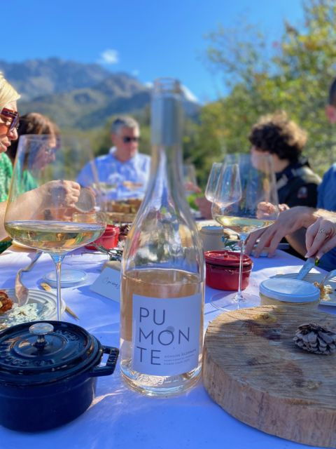 Private Wine Tastings Around Vineyards