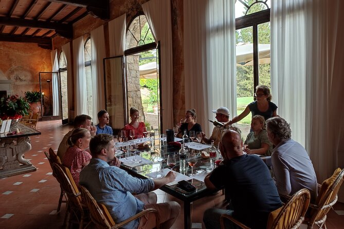 Private Wine Tour With Lunch in Chianti Classico (2 Wineries) - Good To Know