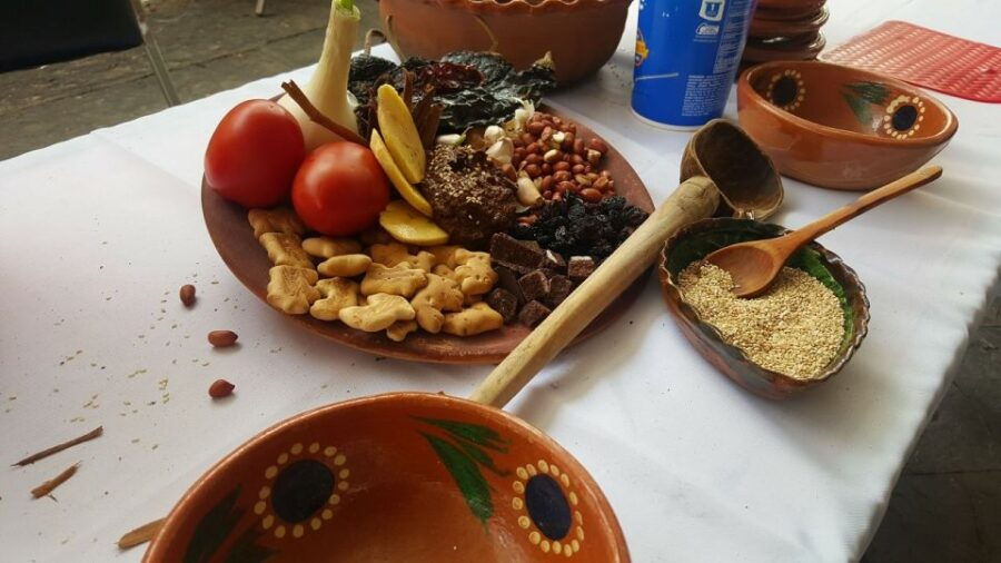 Puebla: Guided Foodies Tour With Cathedral Visit - Good To Know