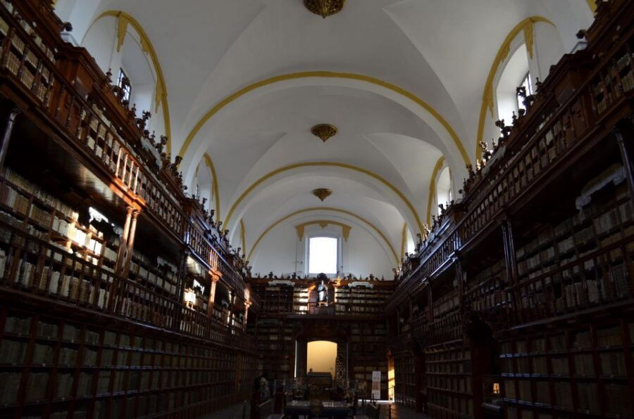 Puebla: Private Walking Tour With Candy and Liquor Tasting - Good To Know
