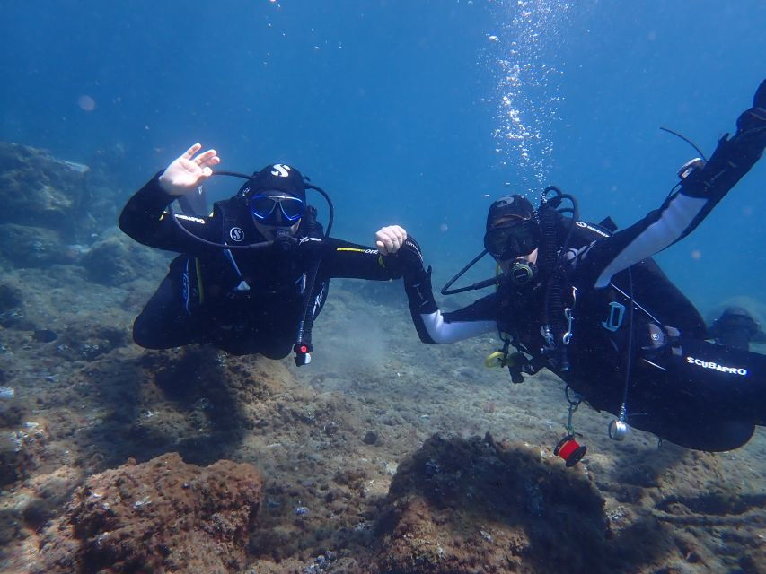 Puerto Del Carmen: Try Scuba Diving From the Beach