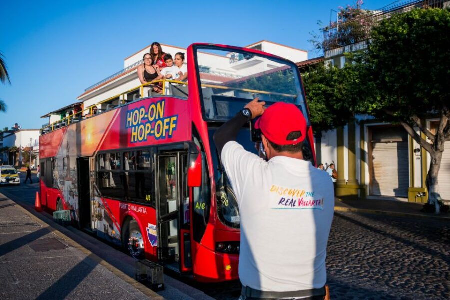 Puerto Vallarta: Hop-On-Hop-Off City Bus Tour