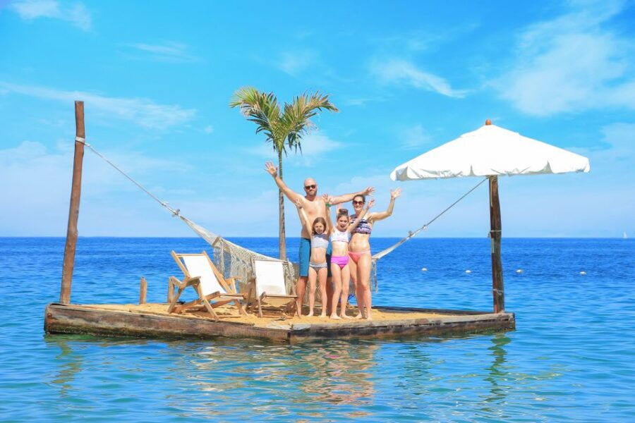 Puerto Vallarta: Las Caletas Beach Hideway Day Trip