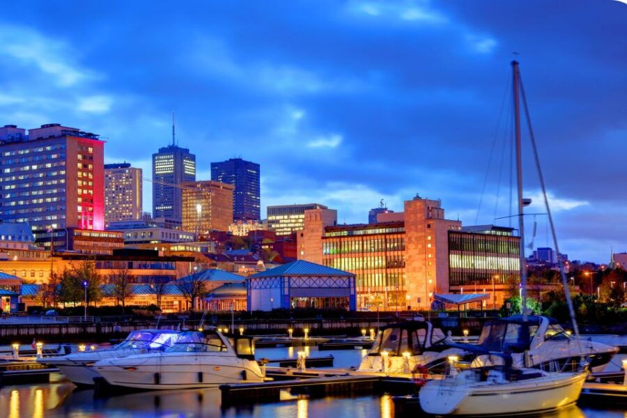 Quebec City: City Exploration Game and Tour - Good To Know