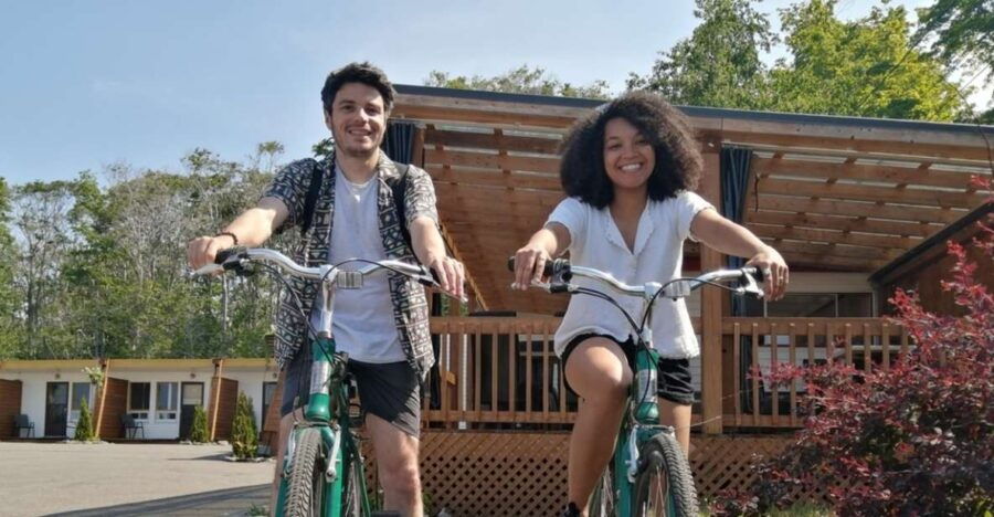 Quebec City ;Regular Bike Rental on Romantic Ile D'orléans - Good To Know