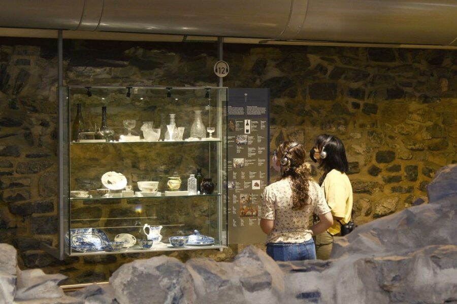 Quebec City: Saint-Louis Forts and Châteaux Guided Site Tour - Good To Know