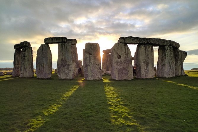 Quintessential England Private Tour. Admire Stonehenge and Roman City of Bath - Good To Know